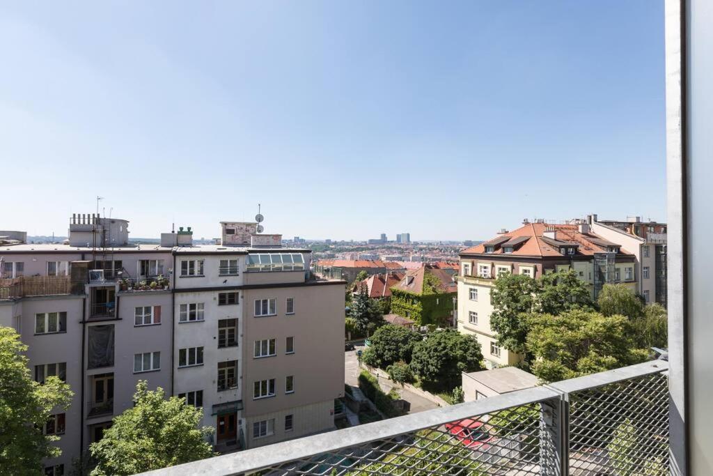 JT's Apartments Korunní str. Praga Exterior foto